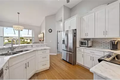 321 SE 31st St, Cape Coral, FL 33904 - Photo 9