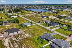 2716 NW 45th Pl, Cape Coral, FL 33993 - Photo 27