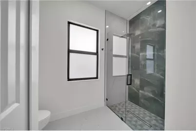 513 NW 25th Ter, Cape Coral, FL 33993 - Photo 29