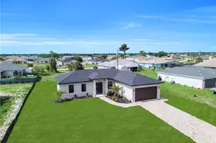 513 NW 25th Terrace, Cape Coral, FL 33993 - Photo 5