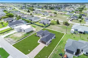 513 NW 25th Terrace, Cape Coral, FL 33993 - Photo 7