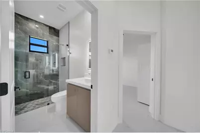 513 NW 25th Ter, Cape Coral, FL 33993 - Photo 19