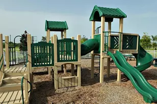 3278 Birchin Ln, Fort Myers, FL 33916 - Photo 37