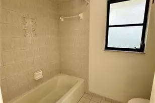 1922 SE 10th Pl, Cape Coral, FL 33990 - Photo 23