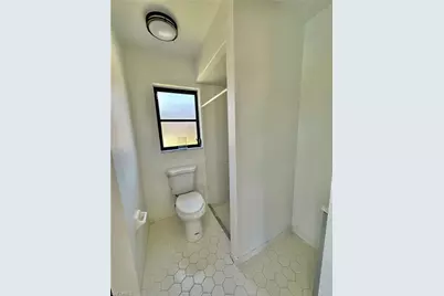 1922 SE 10th Pl, Cape Coral, FL 33990 - Photo 31