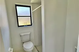 1922 SE 10th Pl, Cape Coral, FL 33990 - Photo 31