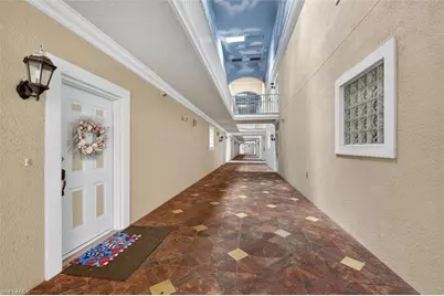 12505 McGregor Blvd #113, Fort Myers, FL 33919 - Photo 5