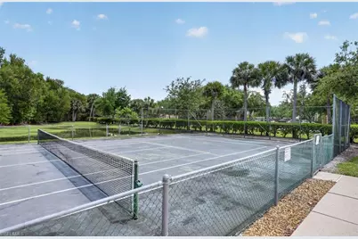 12505 McGregor Blvd #113, Fort Myers, FL 33919 - Photo 31