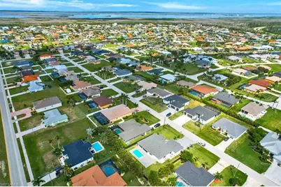 2602 SW 27 St, Cape Coral, FL 33914 - Photo 41