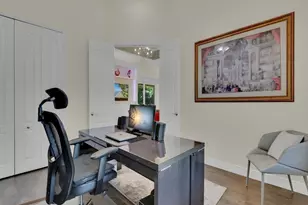 280 23rd St SW, Naples, FL 34117 - Photo 23
