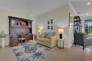 9366 Pocida Ct, Naples, FL 34119 - Photo 15