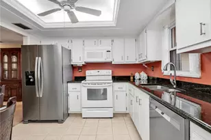 840 Pangola Dr W, North Fort Myers, FL 33903 - Photo 7