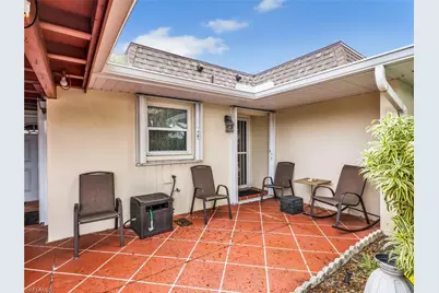 840 Pangola Dr W, North Fort Myers, FL 33903 - Photo 5