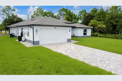 798 Bell Blvd S, Lehigh Acres, FL 33974 - Photo 3