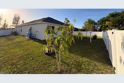 1129 NW 20th Ave, Cape Coral, FL 33993 - Photo 3
