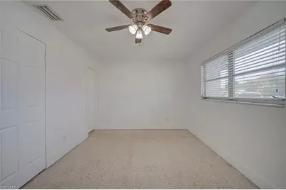 220 Punta Alta Ct, Lehigh Acres, FL 33936 - Photo 27