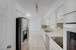 220 Punta Alta Ct, Lehigh Acres, FL 33936 - Photo 13