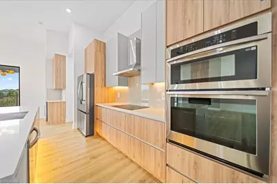 813 NW 8th Ter, Cape Coral, FL 33993 - Photo 7