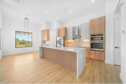 813 NW 8th Ter, Cape Coral, FL 33993 - Photo 3