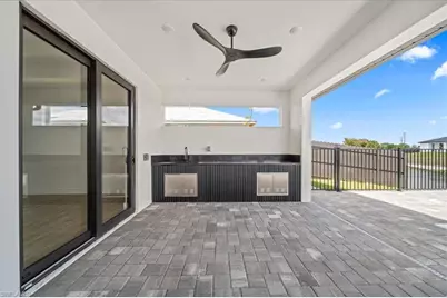 813 NW 8th Ter, Cape Coral, FL 33993 - Photo 35