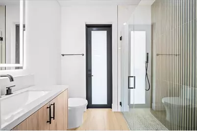 813 NW 8th Ter, Cape Coral, FL 33993 - Photo 23