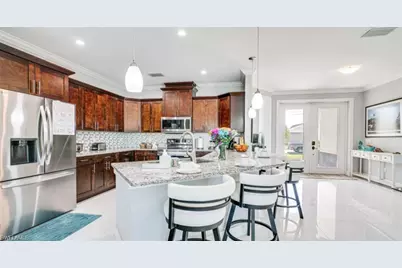 1806 SW 23rd Ct, Cape Coral, FL 33991 - Photo 9