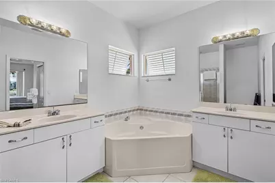 2601 SW 25th Ter, Cape Coral, FL 33914 - Photo 19