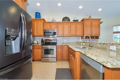 2220 Canton Ave, Alva, FL 33920 - Photo 7