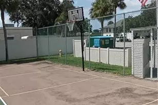 2135 Crystal Dr, Fort Myers, FL 33907 - Photo 11