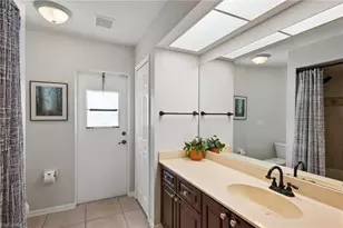 519 NE 19th Terrace, Cape Coral, FL 33909 - Photo 21