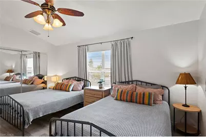 519 NE 19th Ter, Cape Coral, FL 33909 - Photo 19