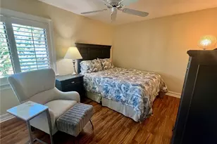 619 Beachwalk Cir, Naples, FL 34108 - Photo 15