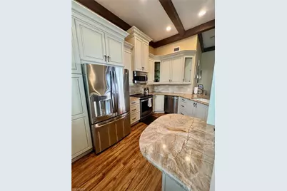 619 Beachwalk Cir #I201, Naples, FL 34108 - Photo 7