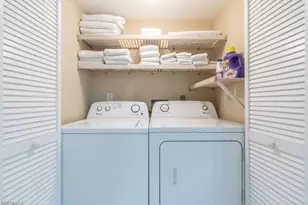 10475 Gulf Shore Dr, Naples, FL 34108 - Photo 15