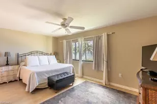 10475 Gulf Shore Dr, Naples, FL 34108 - Photo 11