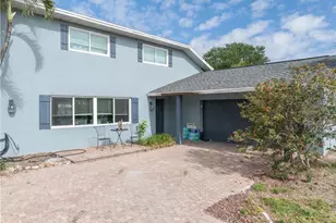 906 NE 2nd Ave, Cape Coral, FL 33909 - Photo 3