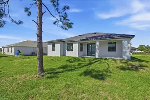 431 Palmyra Ave, Lehigh Acres, FL 33974 - Photo 41