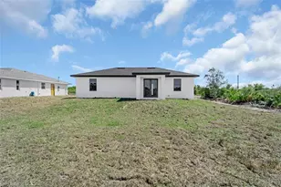 372 Chalet Ave S, Lehigh Acres, FL 33974 - Photo 45