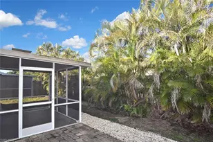 15065 Cloverdale Dr, Fort Myers, FL 33919 - Photo 13