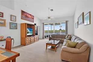 25009 Peacock Ln, Naples, FL 34114 - Photo 3