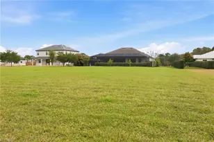 13991 Binghampton Dr N, Fort Myers, FL 33905 - Photo 37