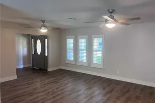 3705 Stoneridge Ct, Fort Myers, FL 33908 - Photo 5