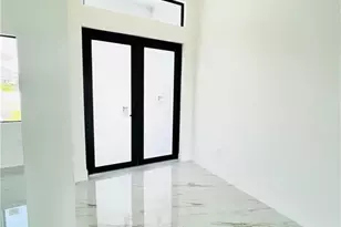 1422 NE 20th St, Cape Coral, FL 33909 - Photo 3