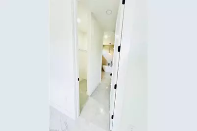 1422 NE 20th St, Cape Coral, FL 33909 - Photo 11