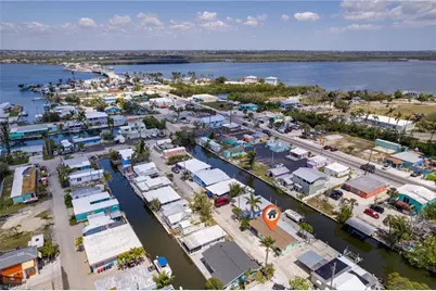 2647 Pine St, Matlacha, FL 33993 - Photo 43
