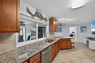 1305 SE 14th St, Cape Coral, FL 33990 - Photo 9