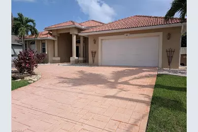 161 SE 17th St, Cape Coral, FL 33990 - Photo 1