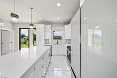 2919 9th St SW, Lehigh Acres, FL 33976 - Photo 7