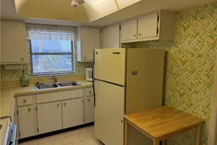 4539 SE 6th Pl, Cape Coral, FL 33904 - Photo 9