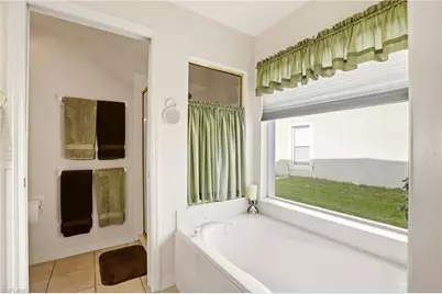 13240 Hampton Park Ct, Fort Myers, FL 33913 - Photo 33